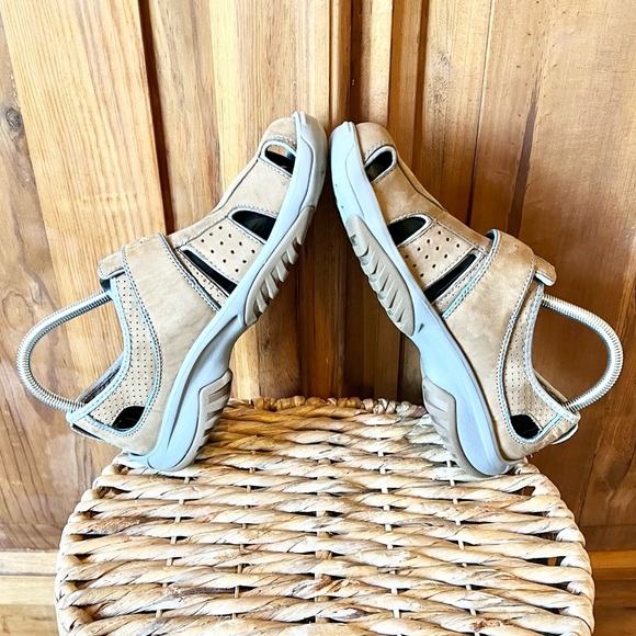 Privo By Clarks Women’s Tan Leather Hiking Sandals Shoes Size 8 - Picture 9 of 14